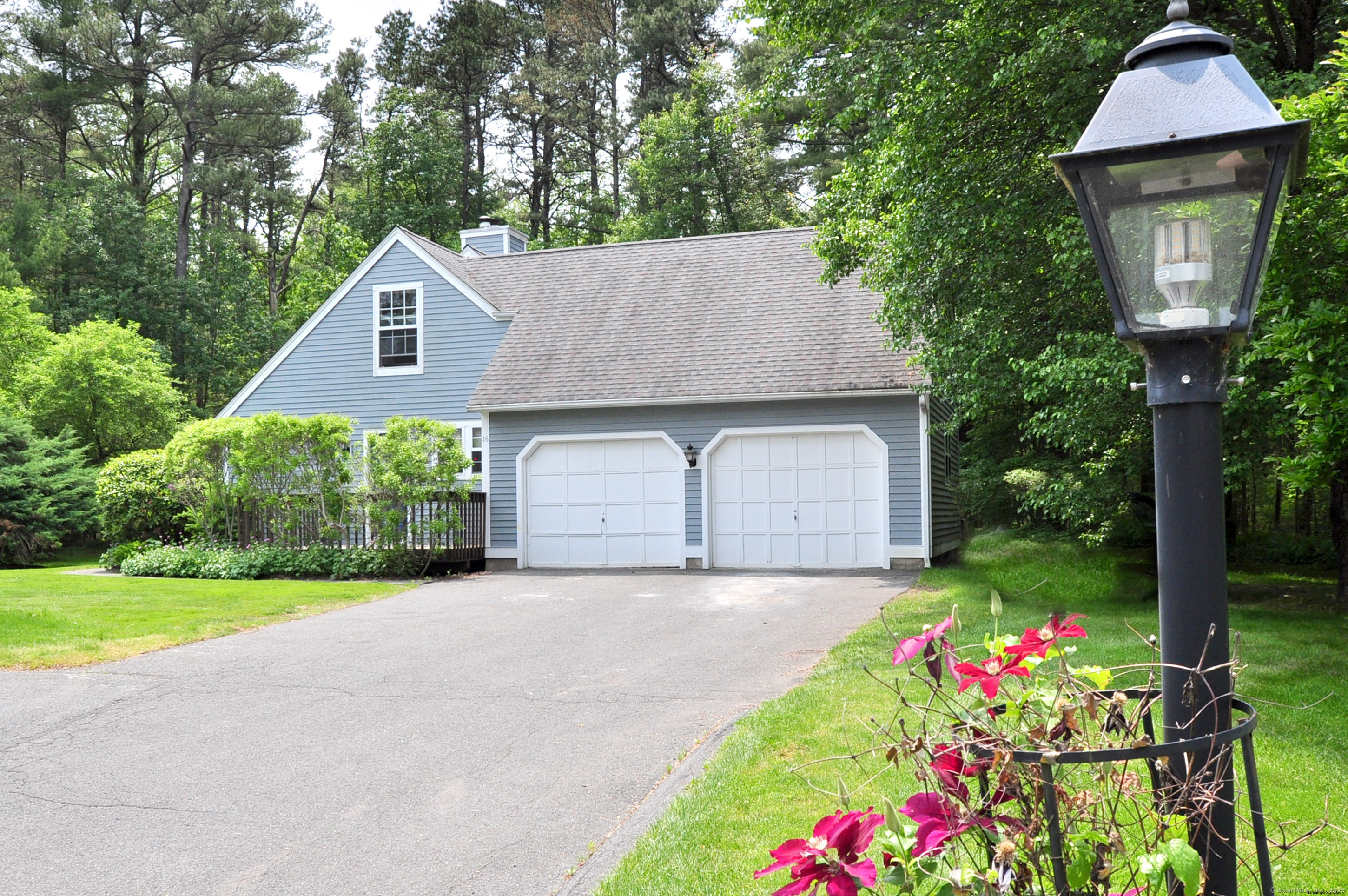 16 Whytewood Lane Granby CT