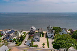 Homes for sale in Clinton, CT | 153 Shore Rd #2, Clinton, CT 06413 | MLS# 24102260