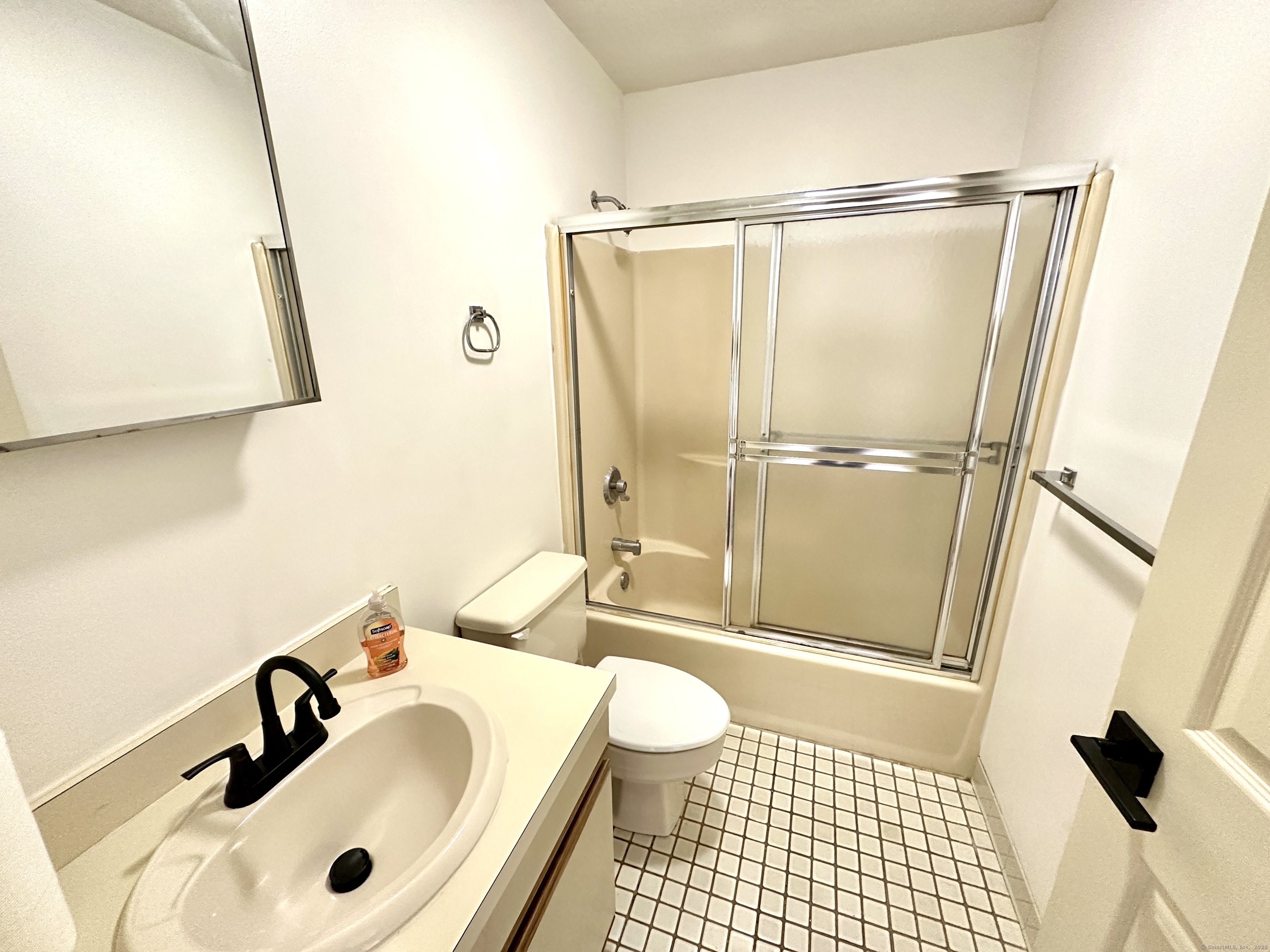 1 Concorde Way B3