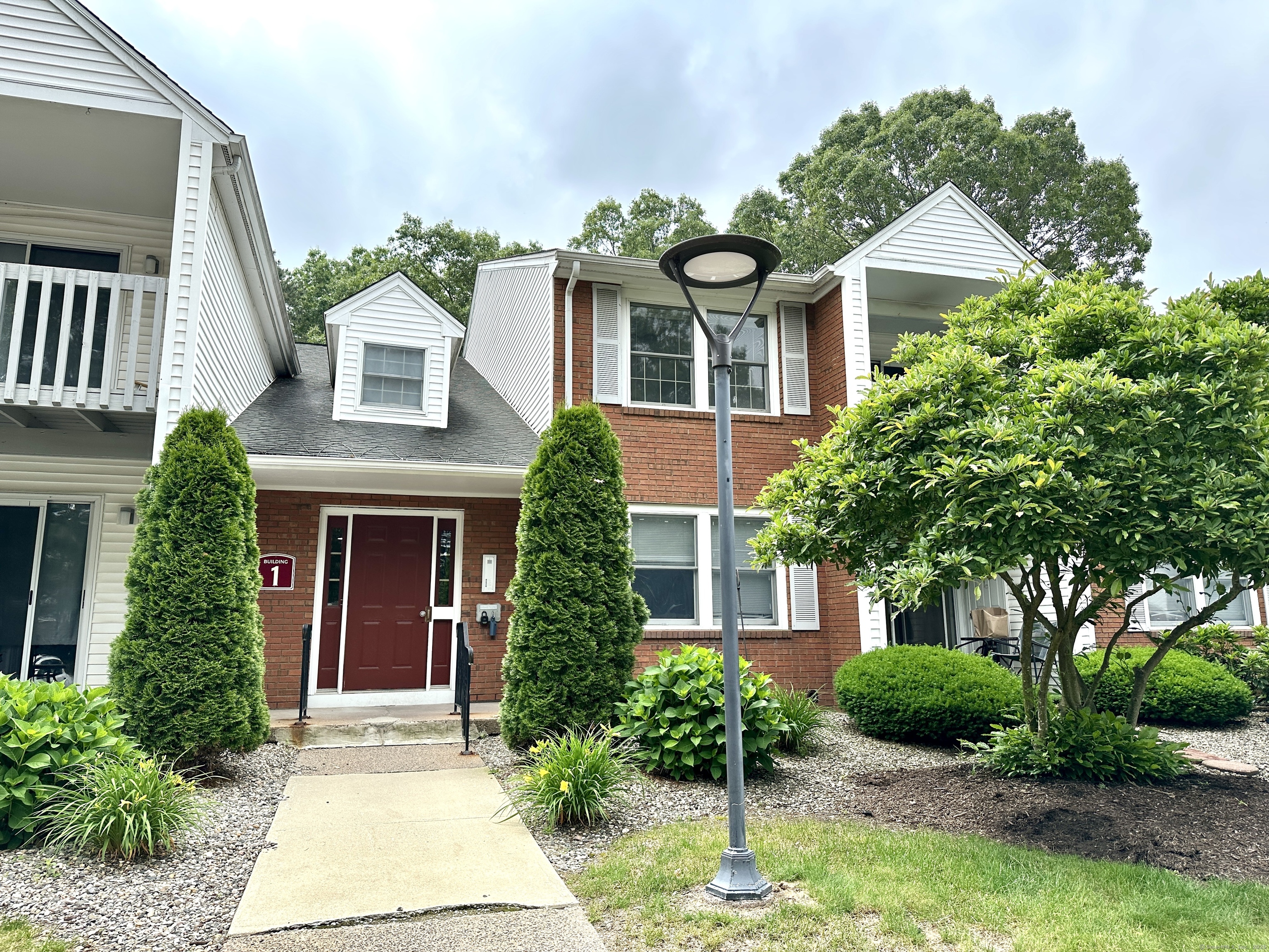 1 Concorde Way Windsor Locks CT