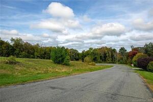 Homes for sale in Goshen, CT | 14 Meadowcrest Dr N, Goshen, CT 06756 | MLS# 24102542