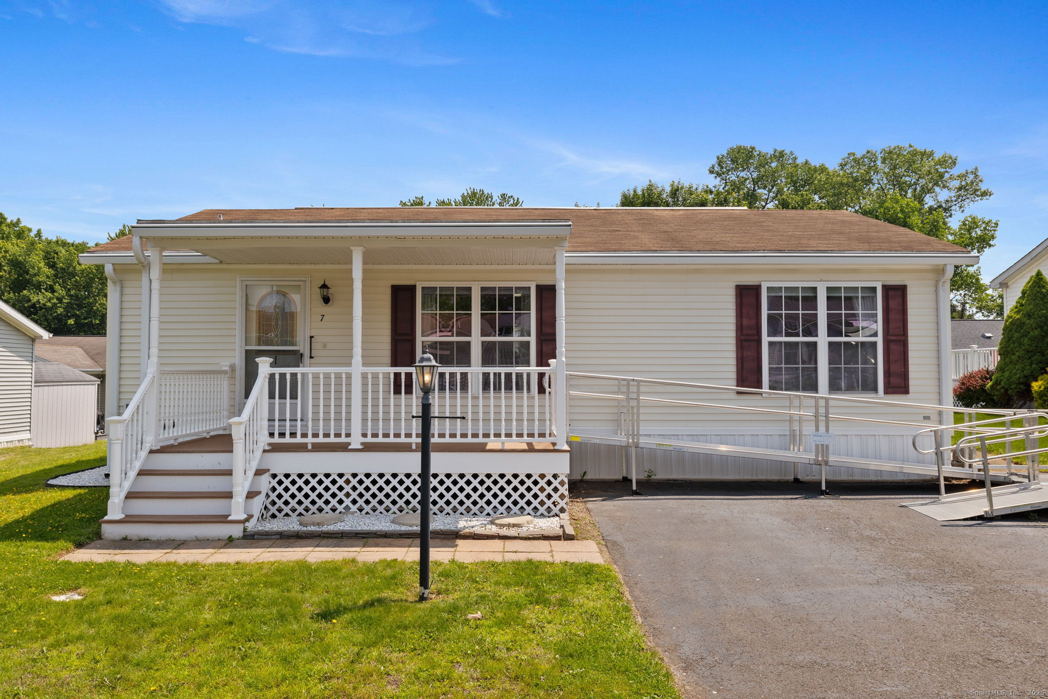 7 Rose Court East Windsor CT
