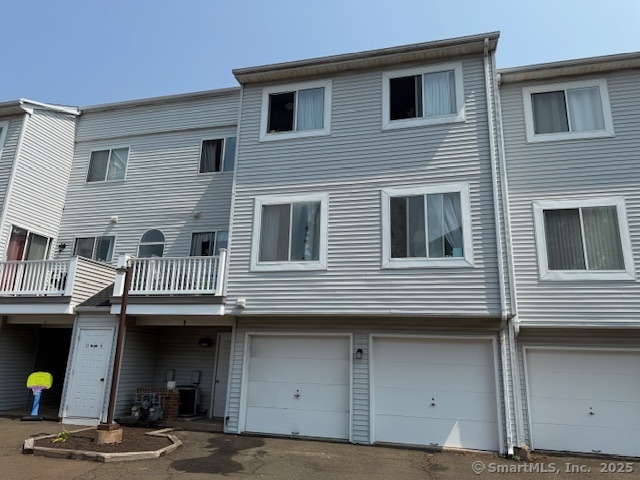9 Staffordshire Commons Drive Wallingford CT