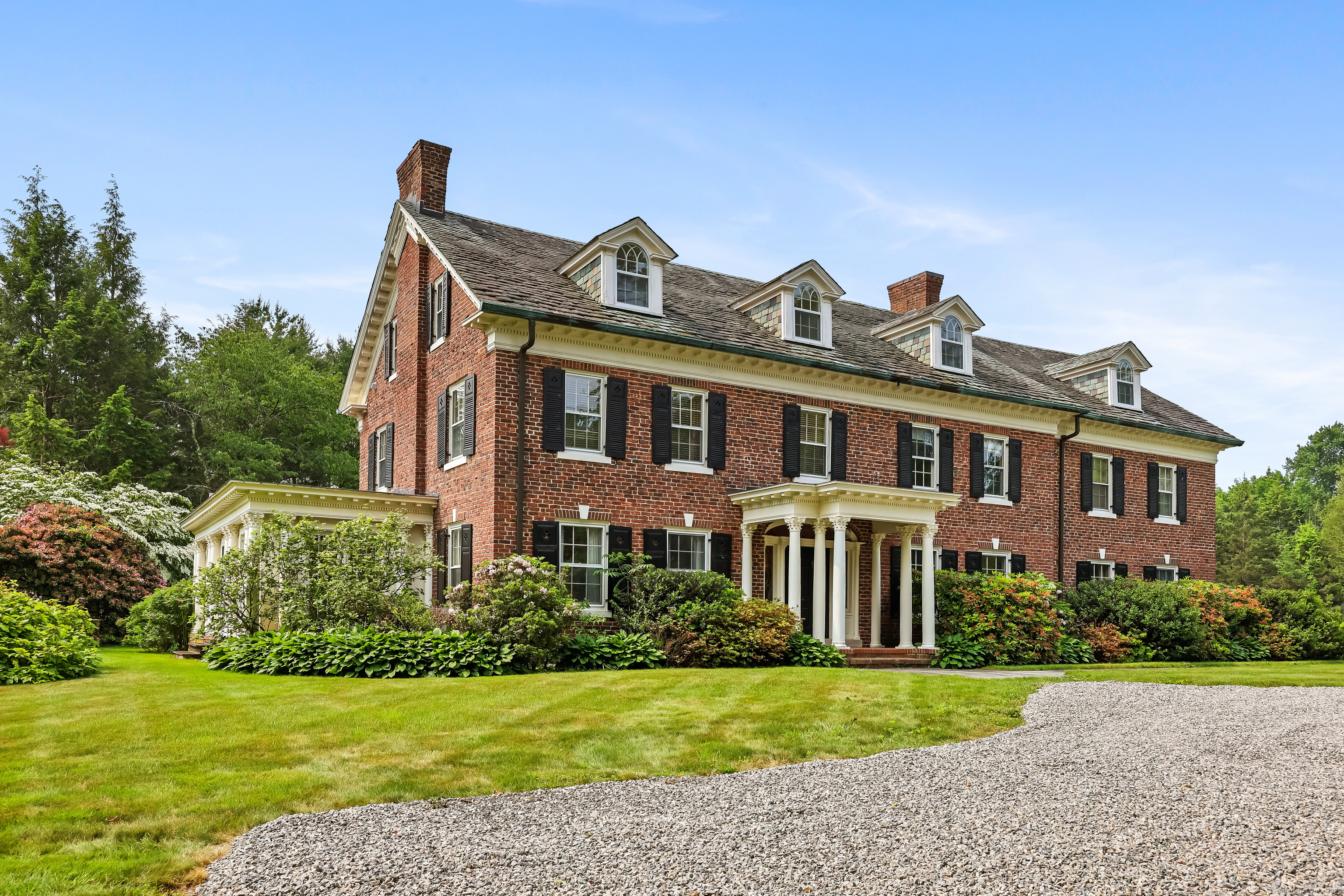 325 Woodbury Road Watertown CT