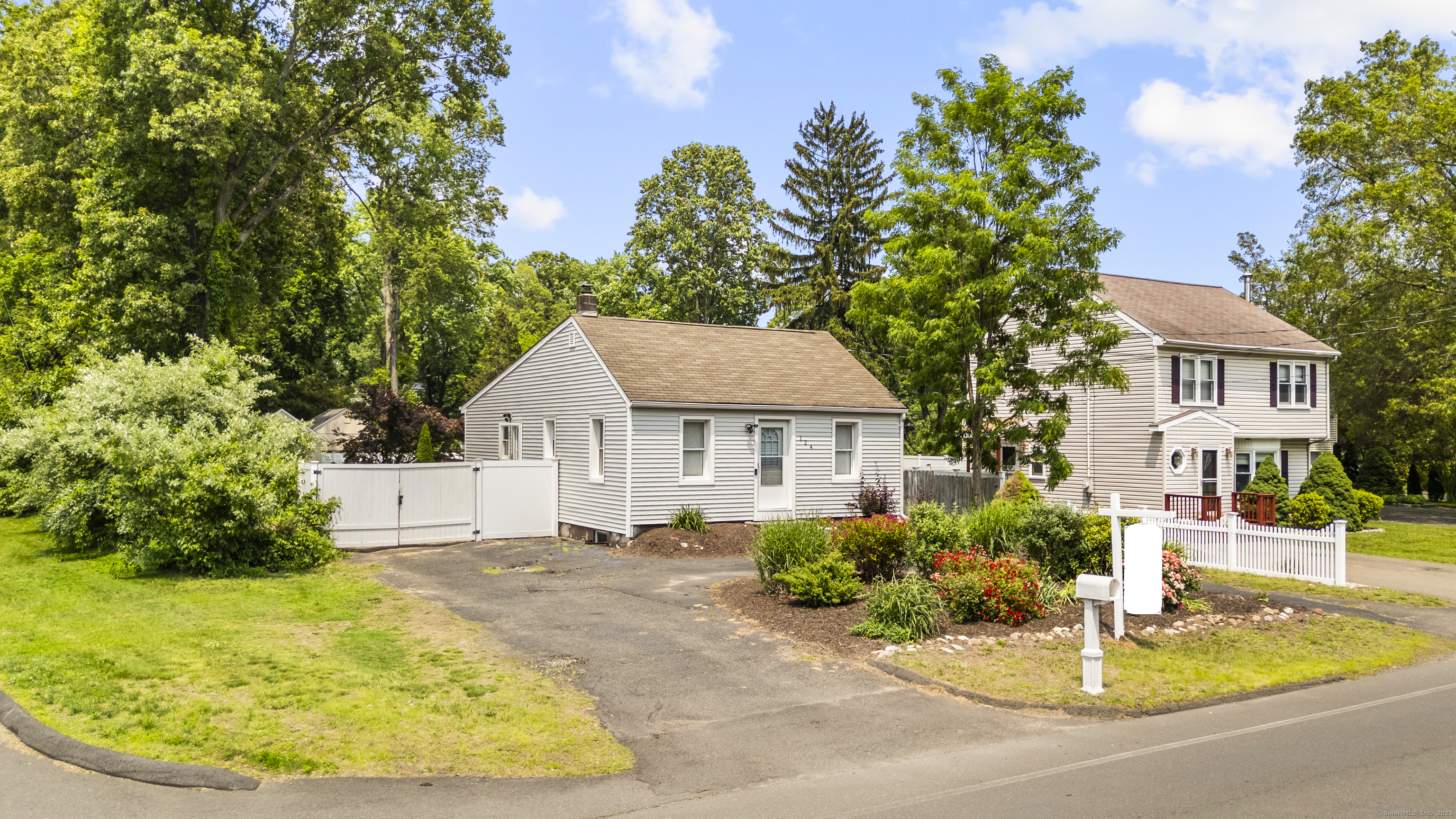 124 Bailey Road North Haven CT