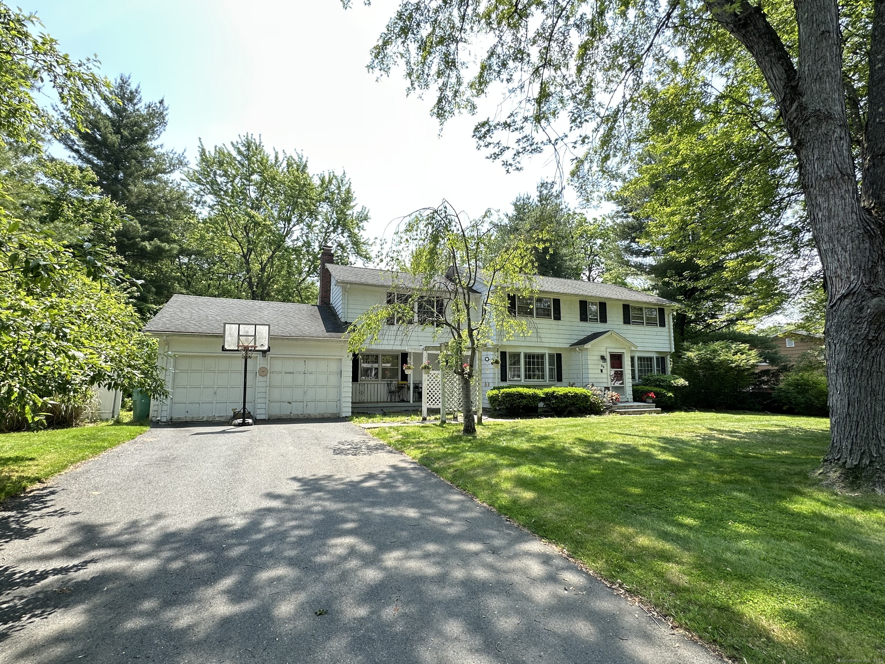 55 Kenwood Circle Bloomfield CT