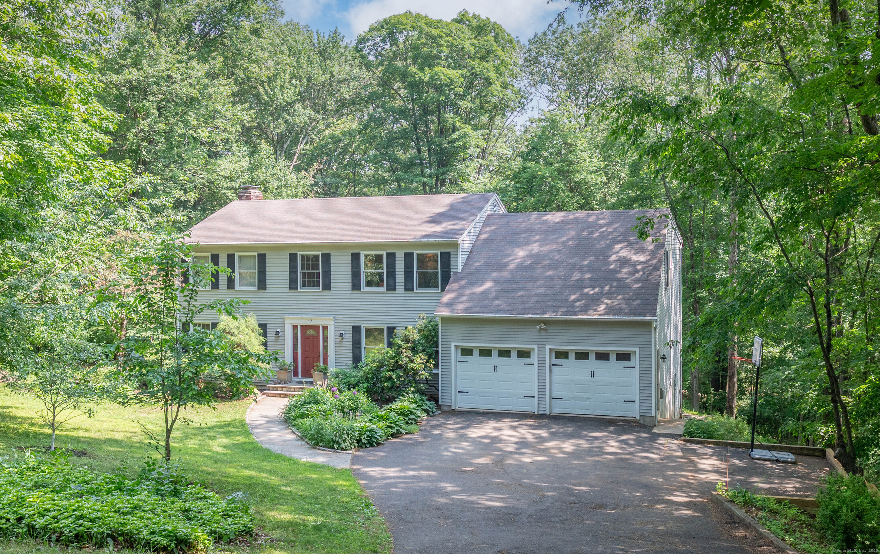 17 Hoyt Road Bethel CT
