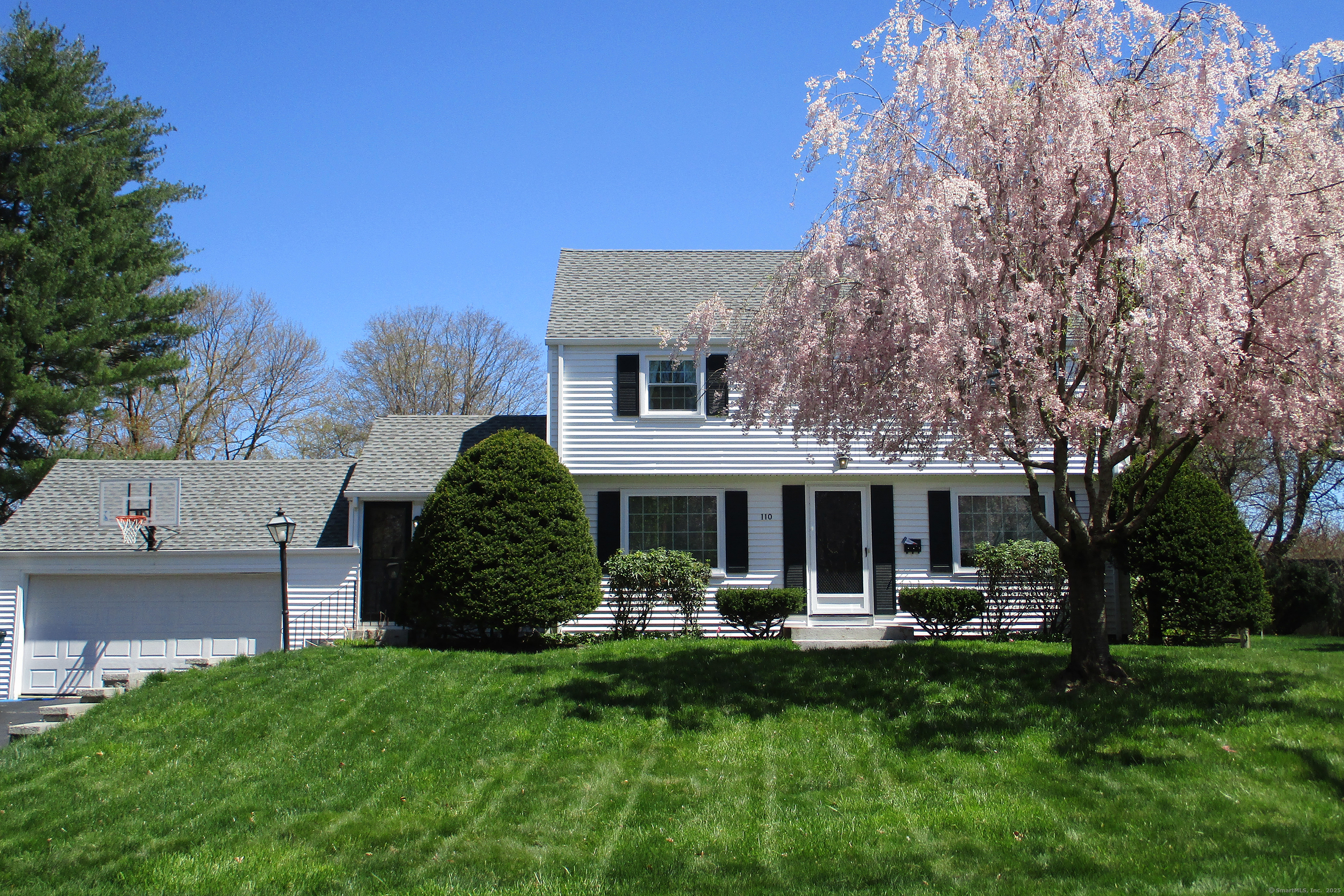 110 Richmond Lane West Hartford CT