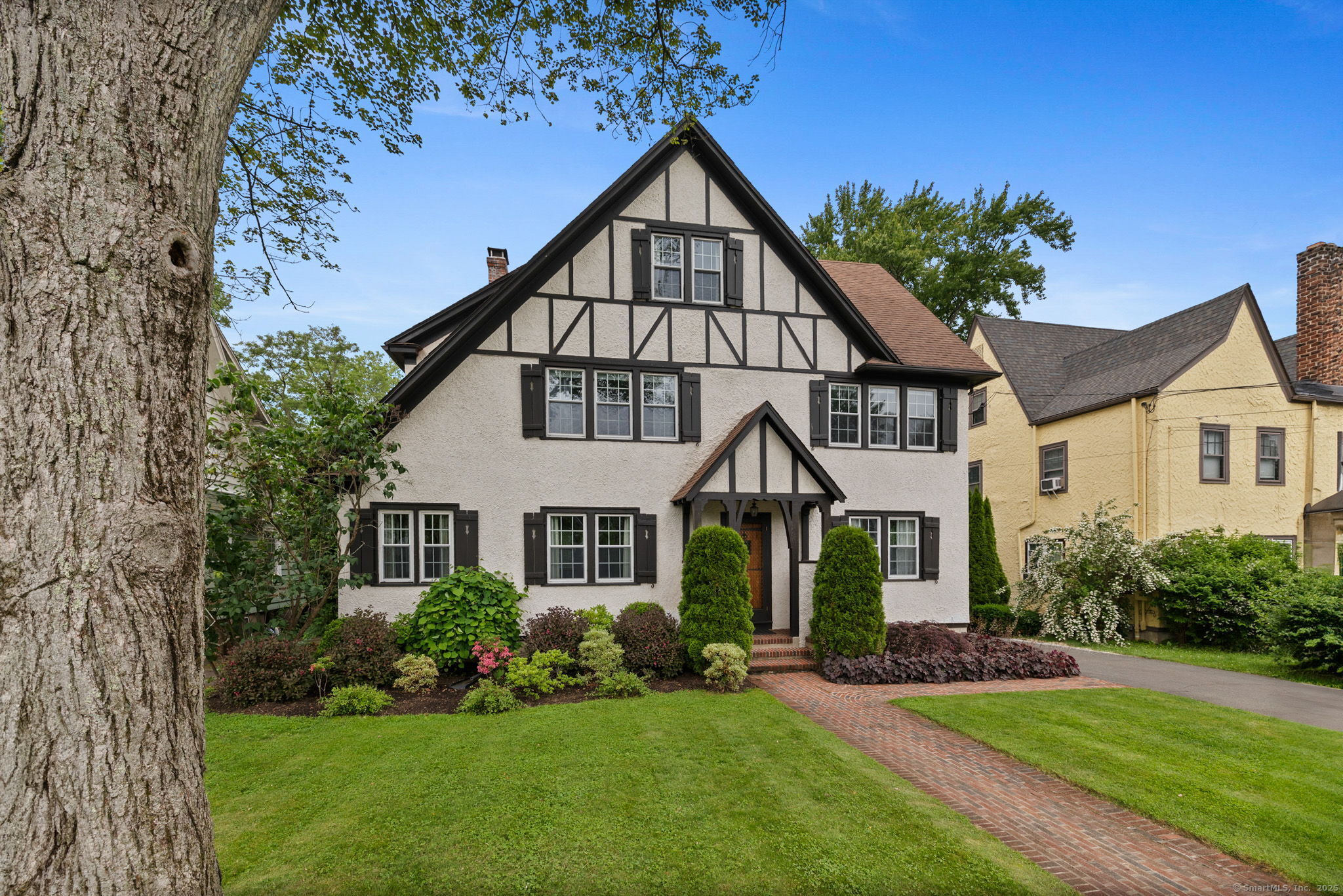 137 Ballard Drive West Hartford CT