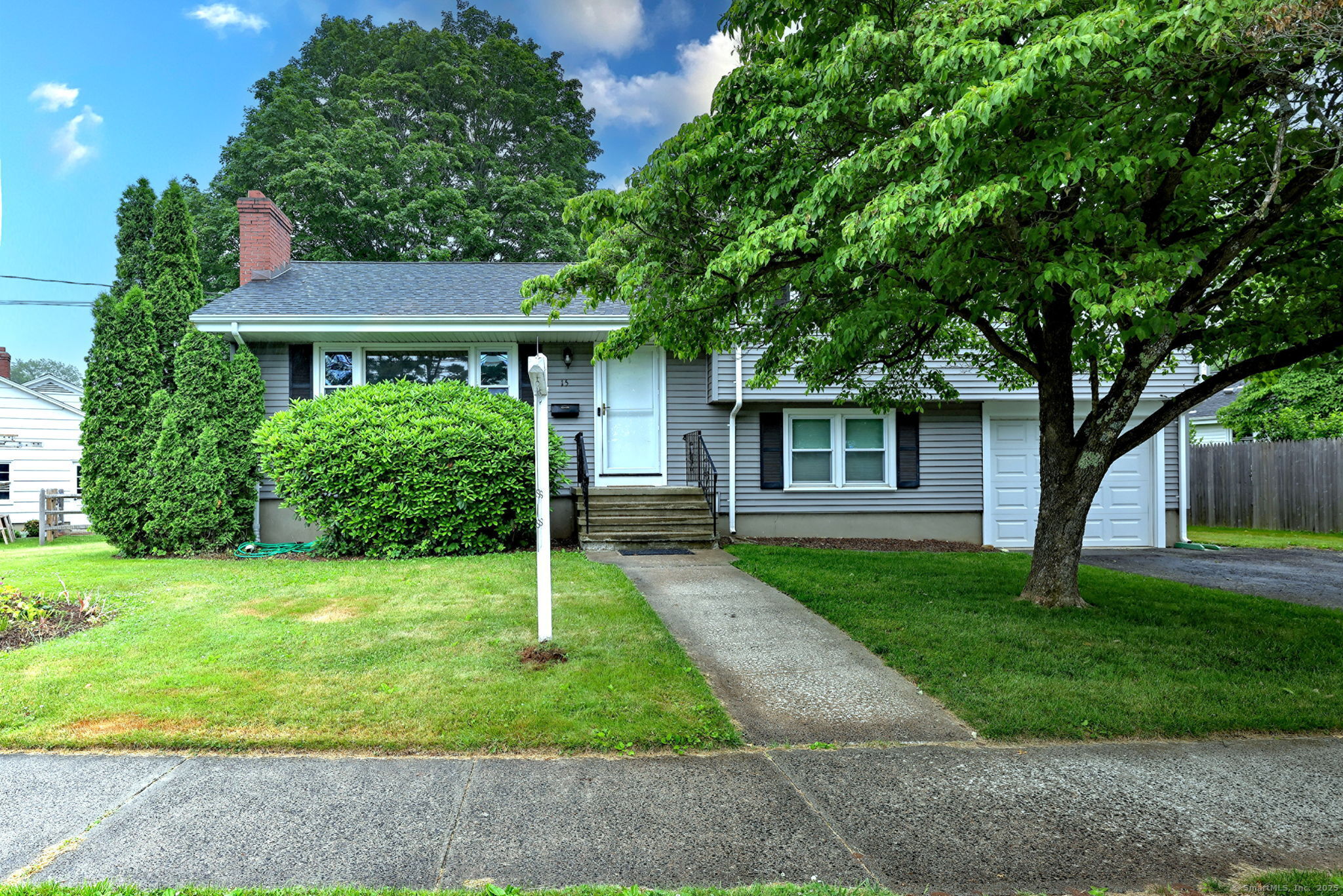 15 Edgemere Road Hamden CT