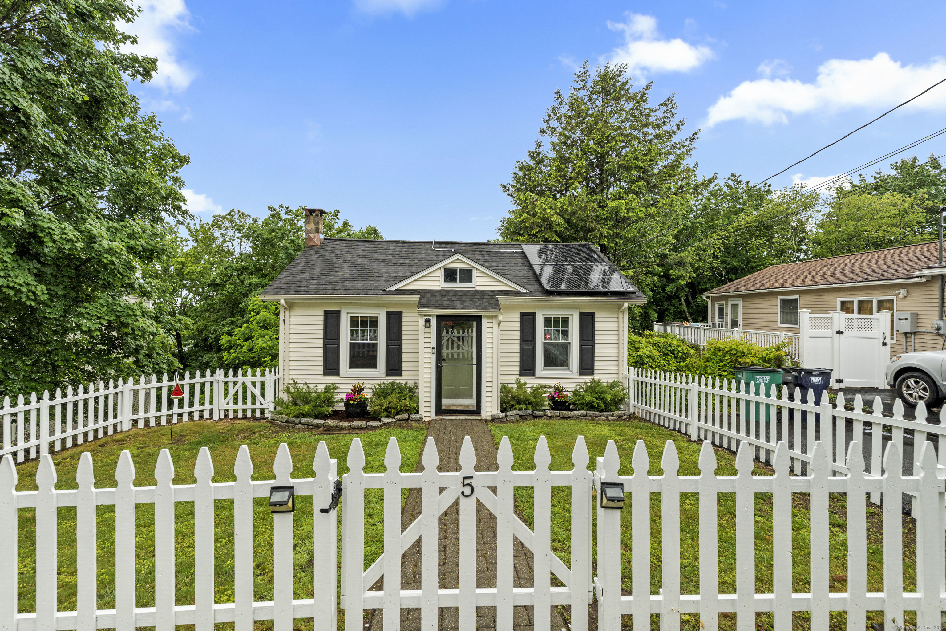 5 Glenville Road New Fairfield CT