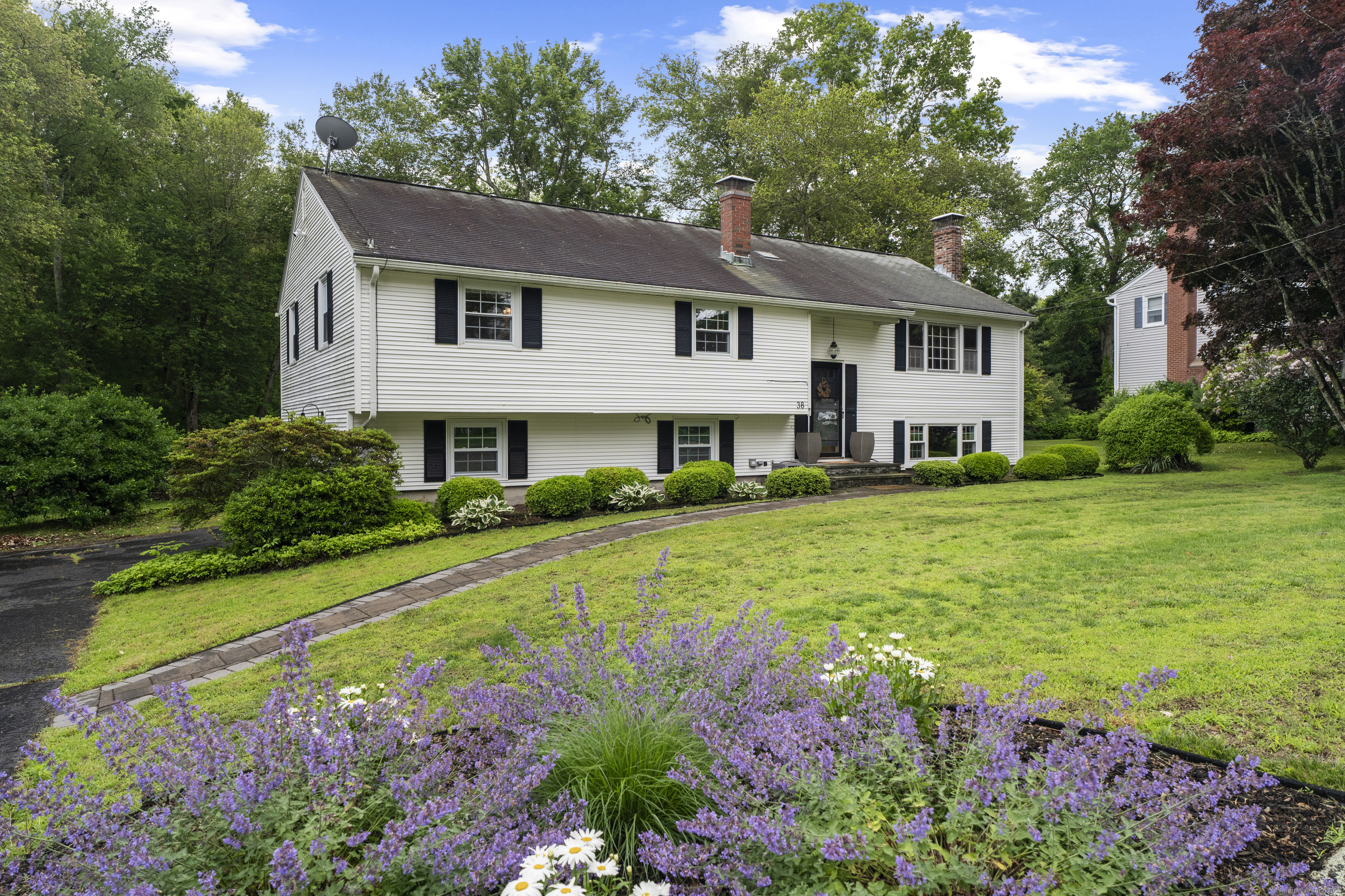 38 Rossie Street Stonington CT