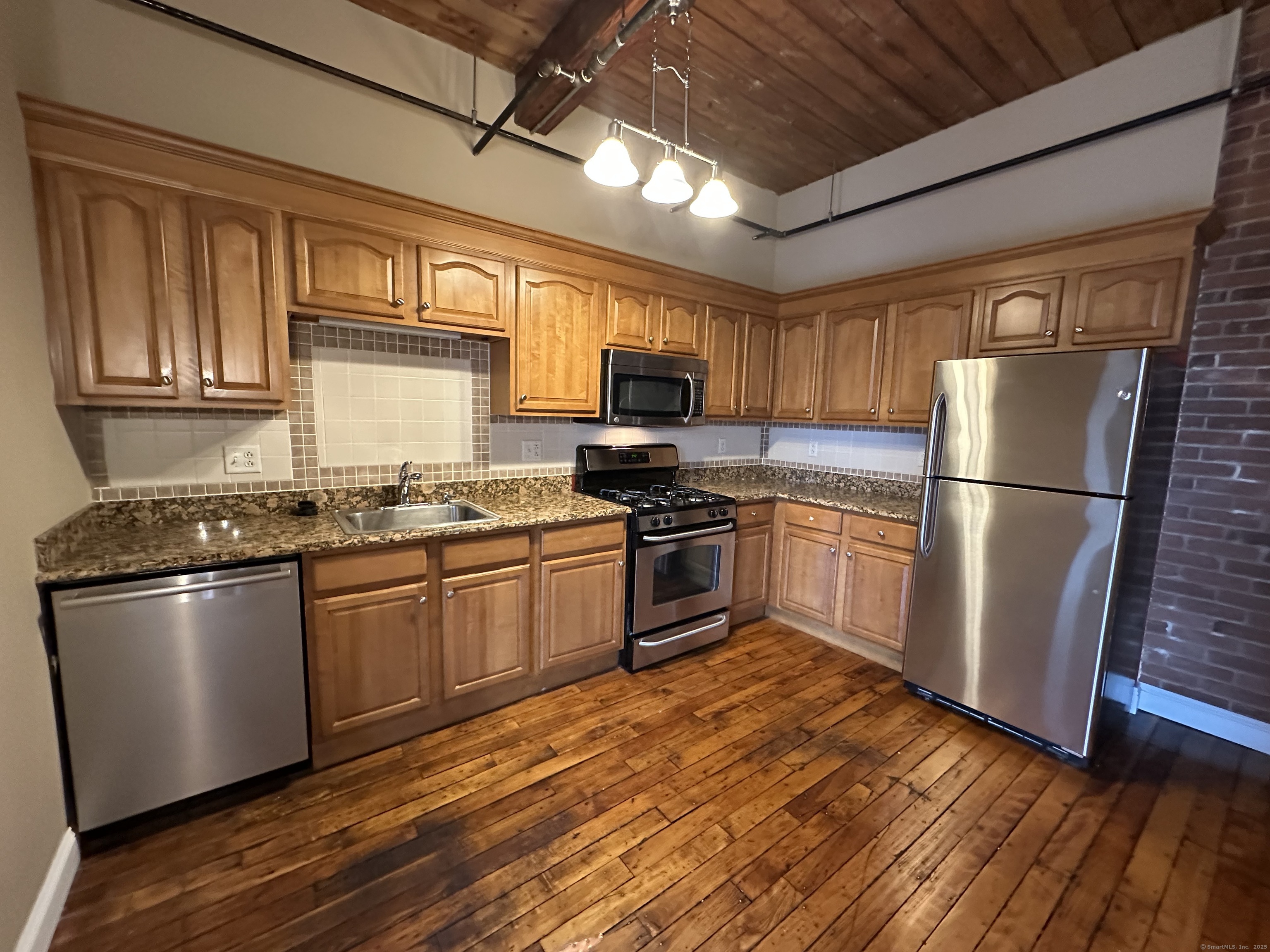 145 Canal, Shelton, 06484, 3 Bedrooms Bedrooms, ,2 BathroomsBathrooms,Residential Rental,For Sale,Canal,24103010