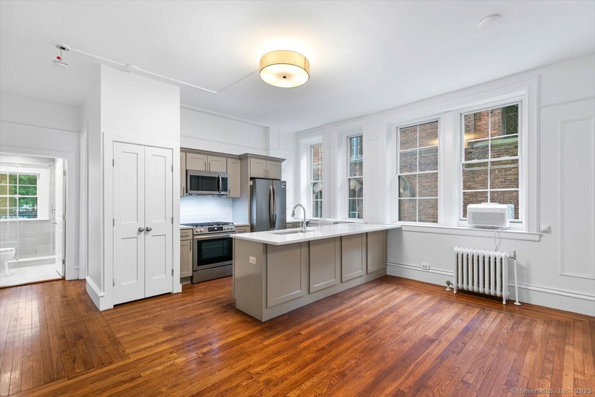 284 Orange, New Haven, 06510, 4 Bedrooms Bedrooms, ,2 BathroomsBathrooms,Residential Rental,For Sale,Orange,24103394