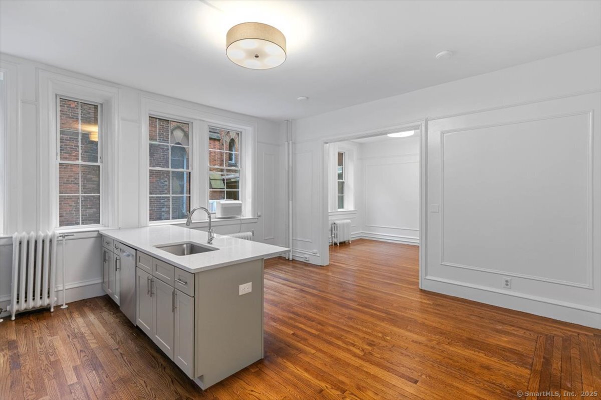 284 Orange, New Haven, 06510, 4 Bedrooms Bedrooms, ,2 BathroomsBathrooms,Residential Rental,For Sale,Orange,24103394