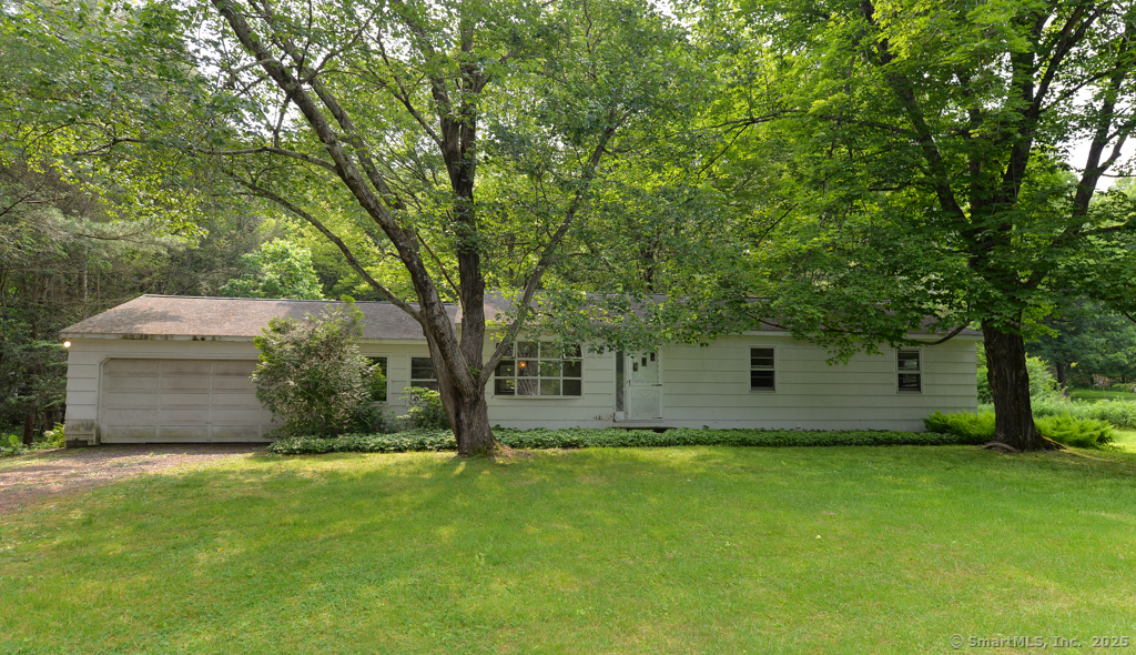 62 Meadowbrook Road Southbury CT