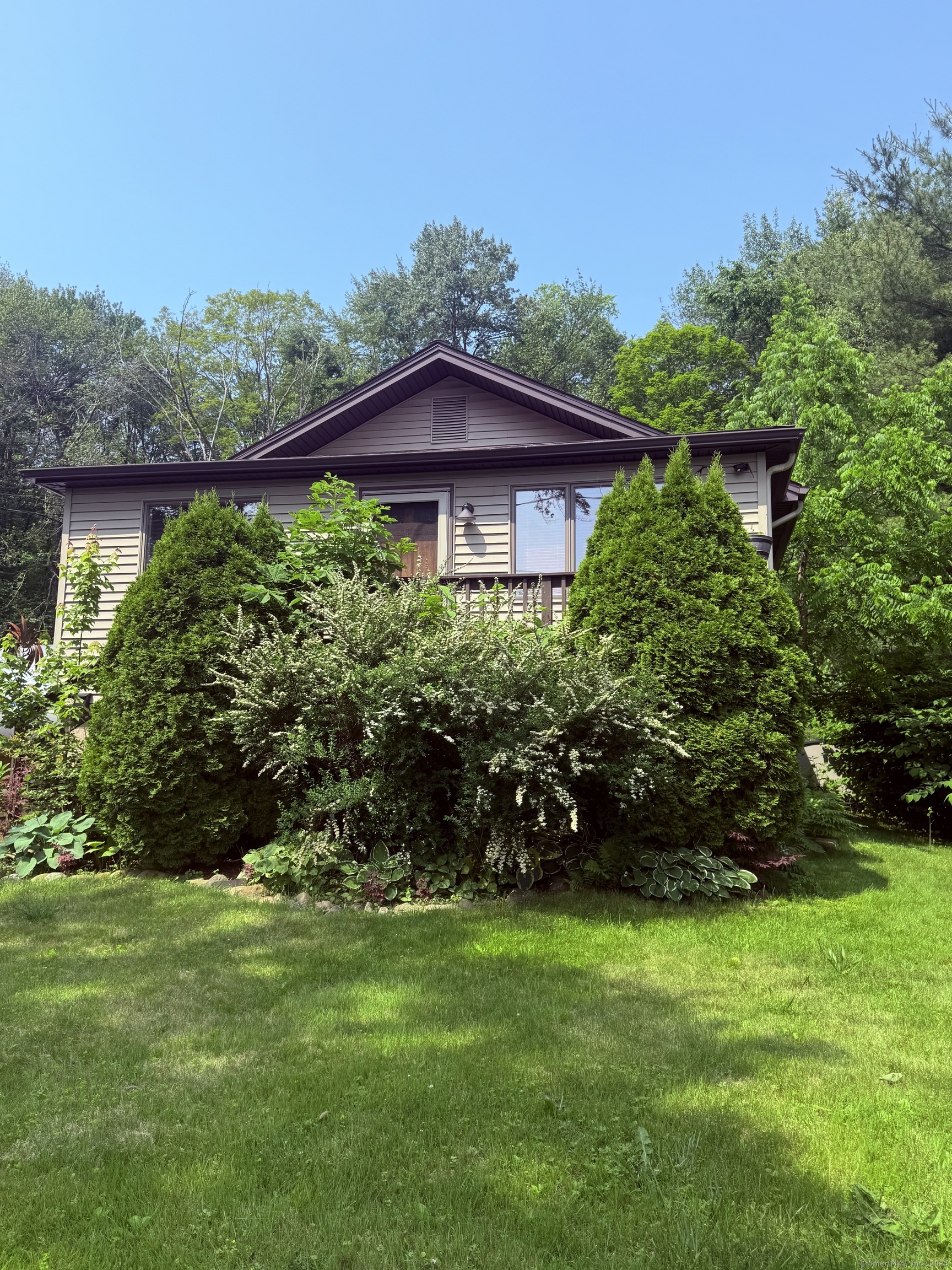 2 Walnut Street Plymouth CT