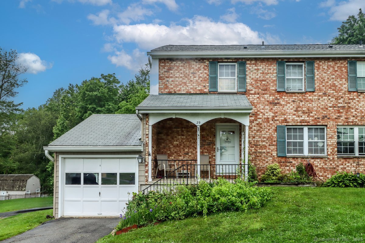 29 Whisconier Village Brookfield CT