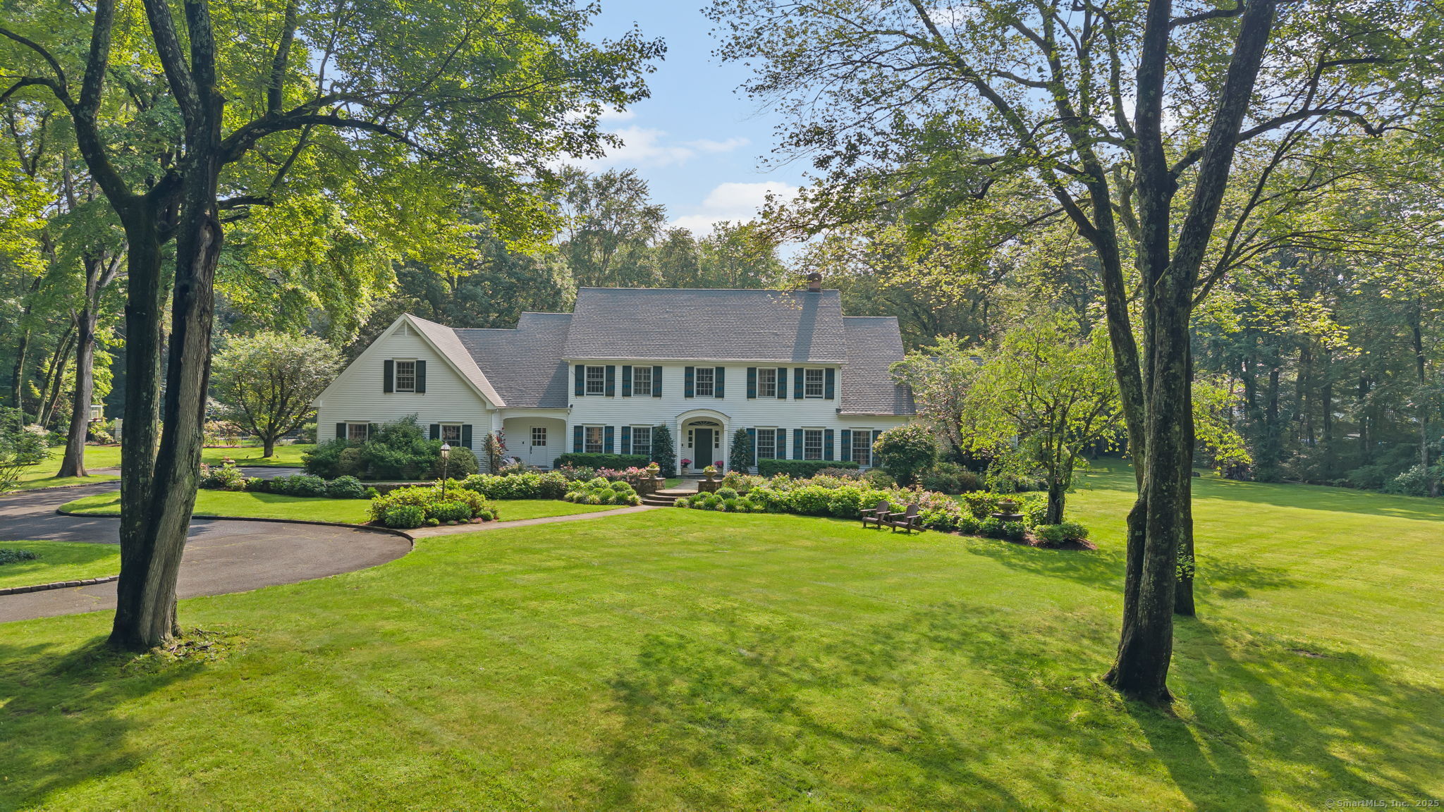 19 Father Peters Lane New Canaan CT