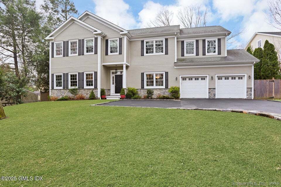 24 Nimitz Place Greenwich CT