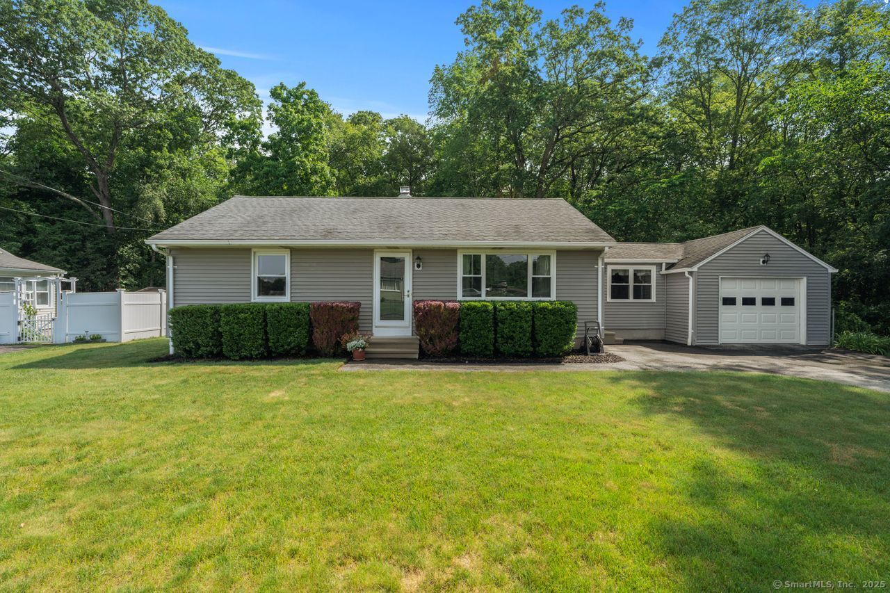 26 Frederick Street North Branford CT