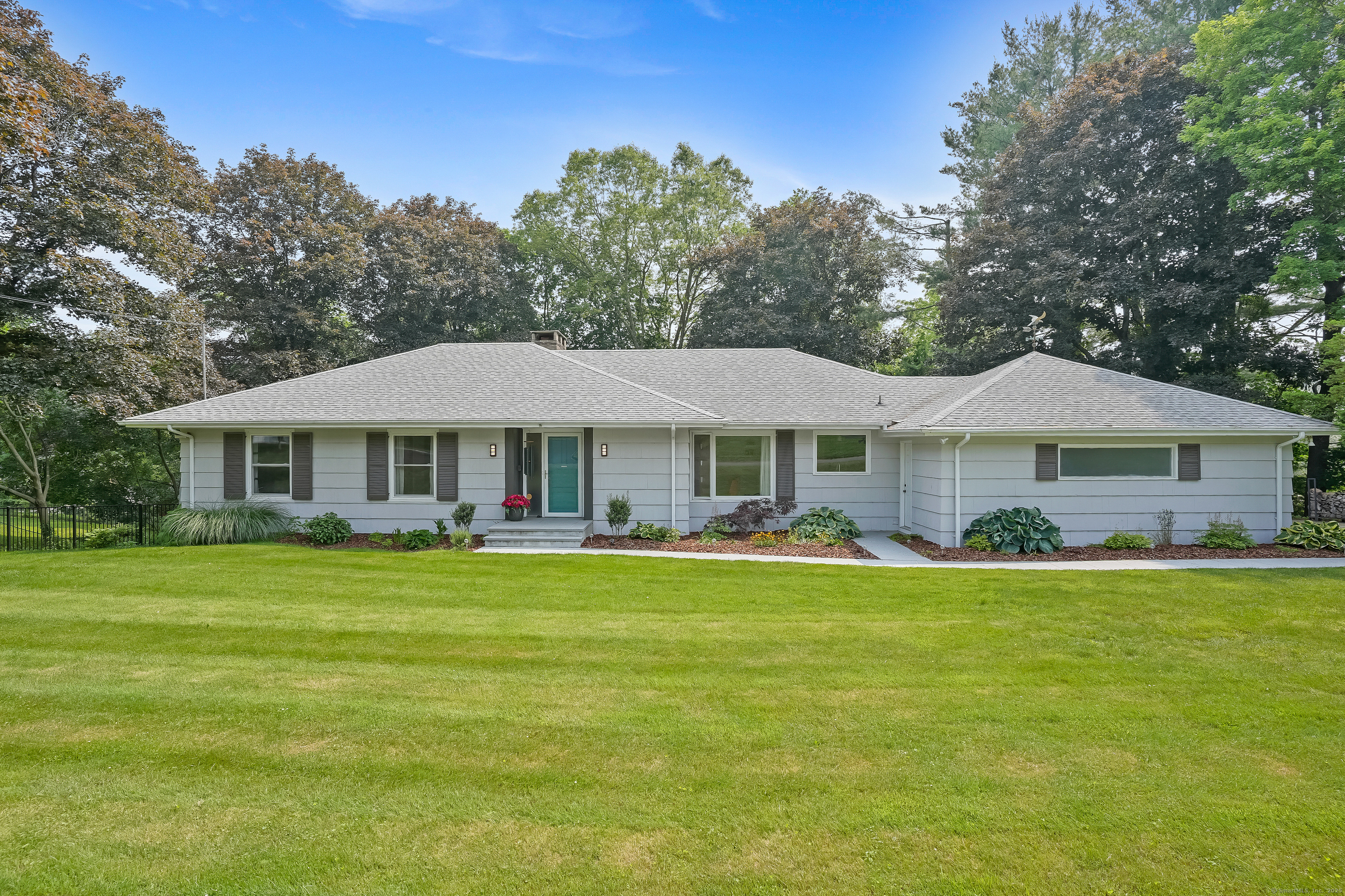 16 Dogwood Drive Danbury CT