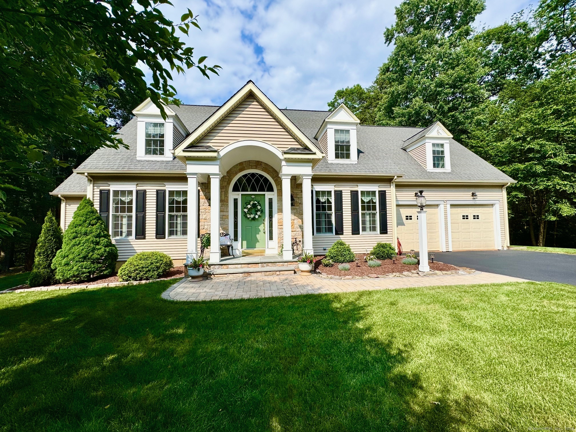 22 Windsor Lane New Hartford CT