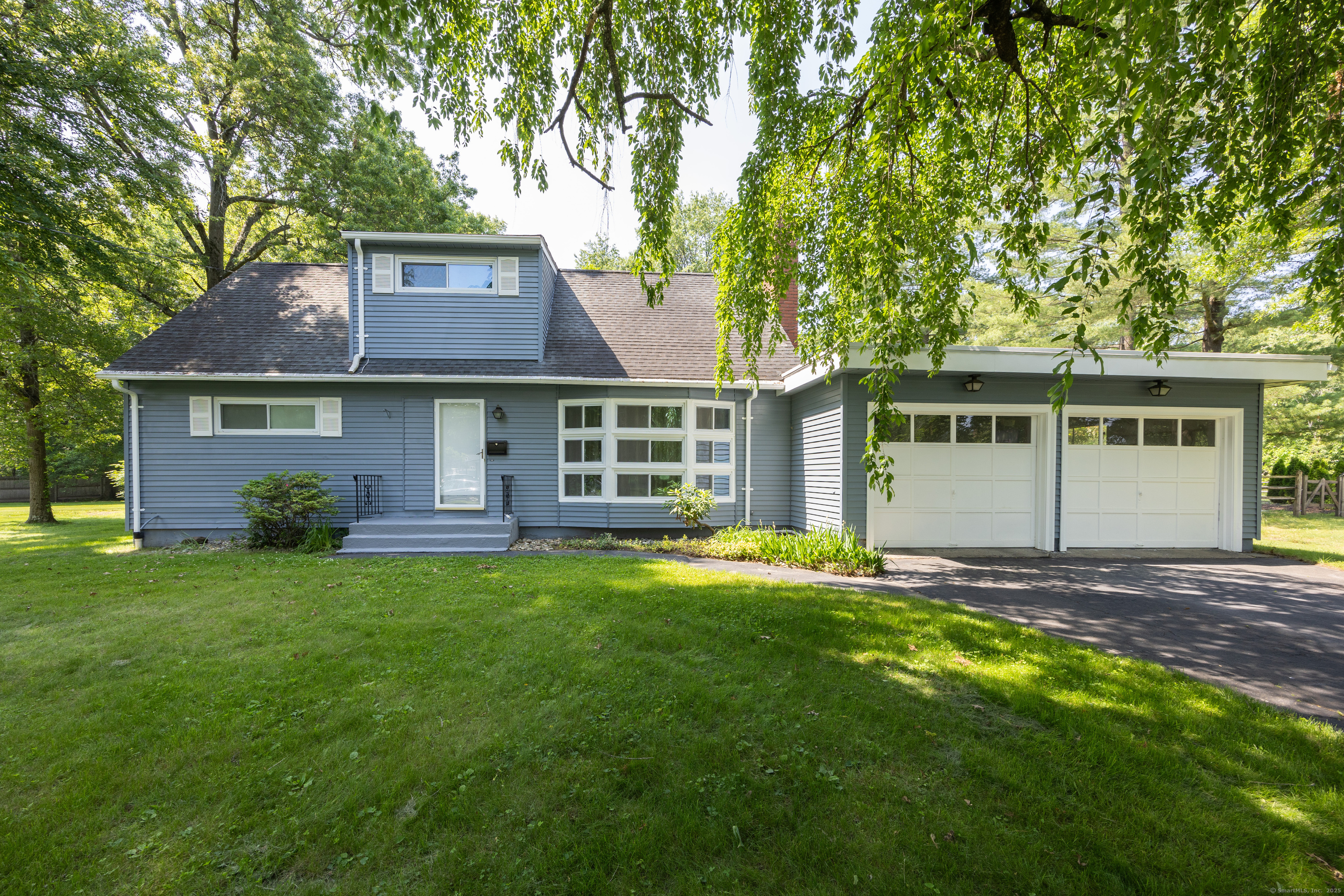 84 Seminole Circle West Hartford CT