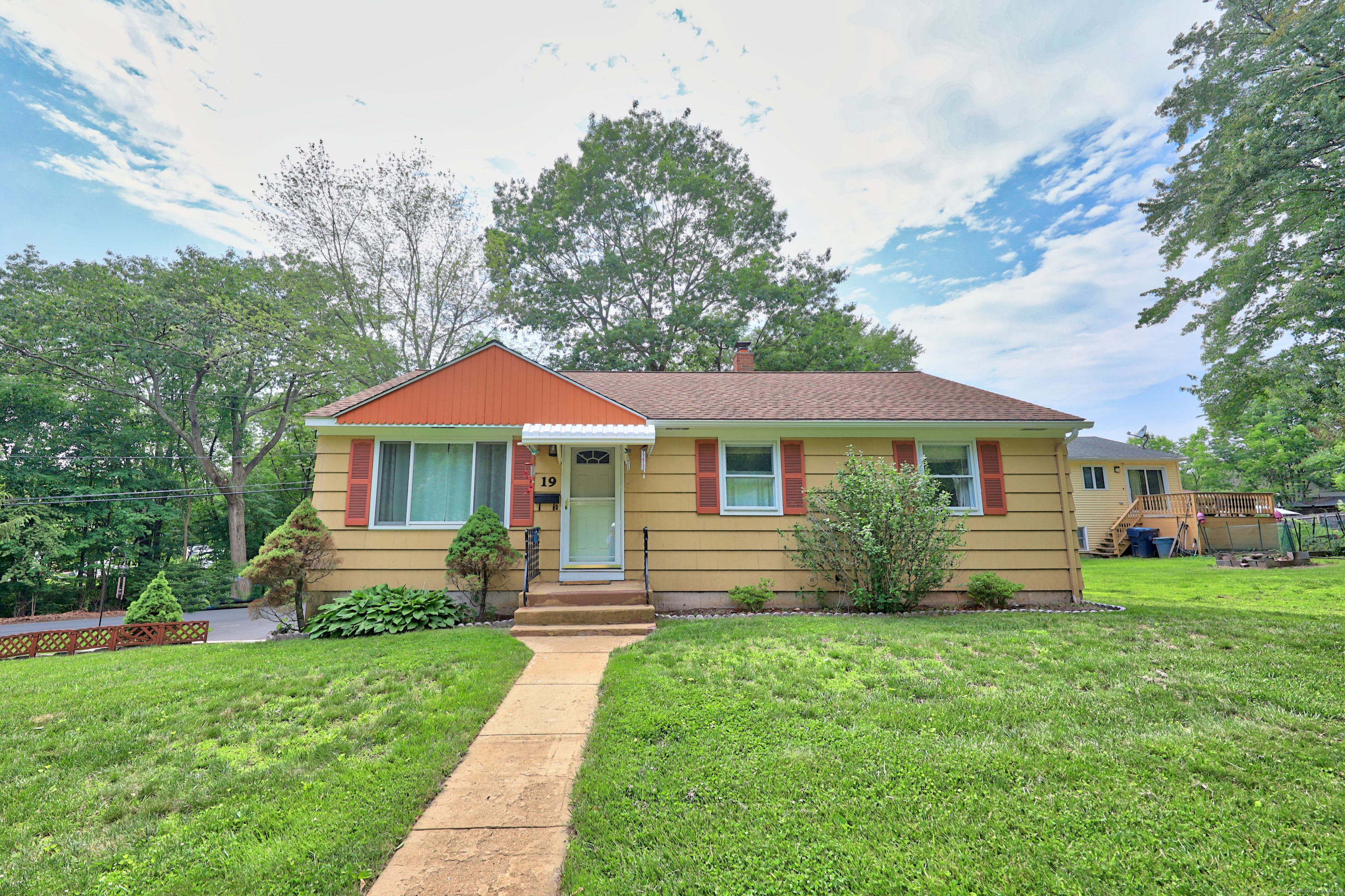 19 Benedict Street Plymouth CT