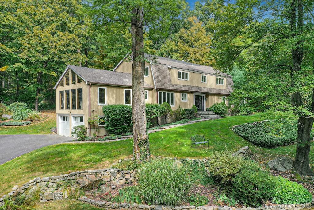 63 Lounsbury Road Ridgefield CT