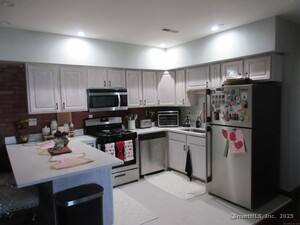 Homes for sale in Bridgeport, CT | 75 Wheeler Ave #205, Bridgeport, CT 06606 | MLS# 24103927