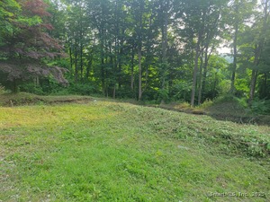 Homes for sale in Brookfield, CT | 126 Stony Hill Rd, Brookfield, CT 06804 | MLS# 24102674