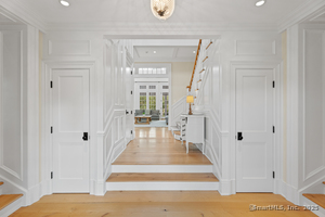 Homes for sale in Easton, CT | 294 Maple Rd, Easton, CT 06612 | MLS# 24104127