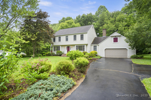 Homes for sale in East Lyme, CT | 270 N Bride Brook Rd, East Lyme, CT 06333 | MLS# 24103543