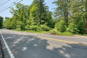 Homes for sale in Berlin, CT | Edgewood Rd, Berlin, CT 06037 | MLS# 24104288