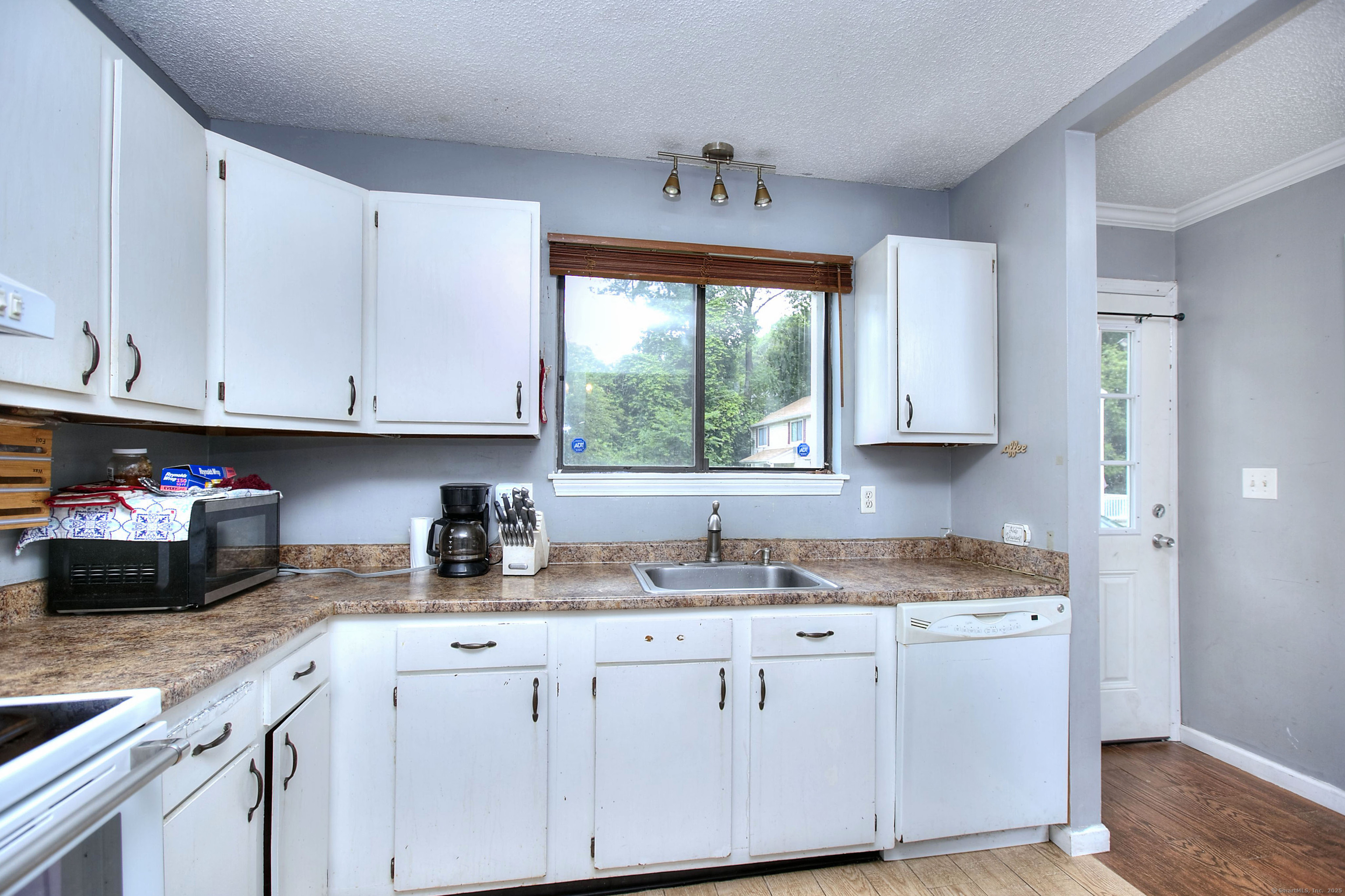 121 Lexington, New Haven, 06513, 2 Bedrooms Bedrooms, ,1 BathroomBathrooms,Condo/co-op For Sale,For Sale,Lexington,24104325