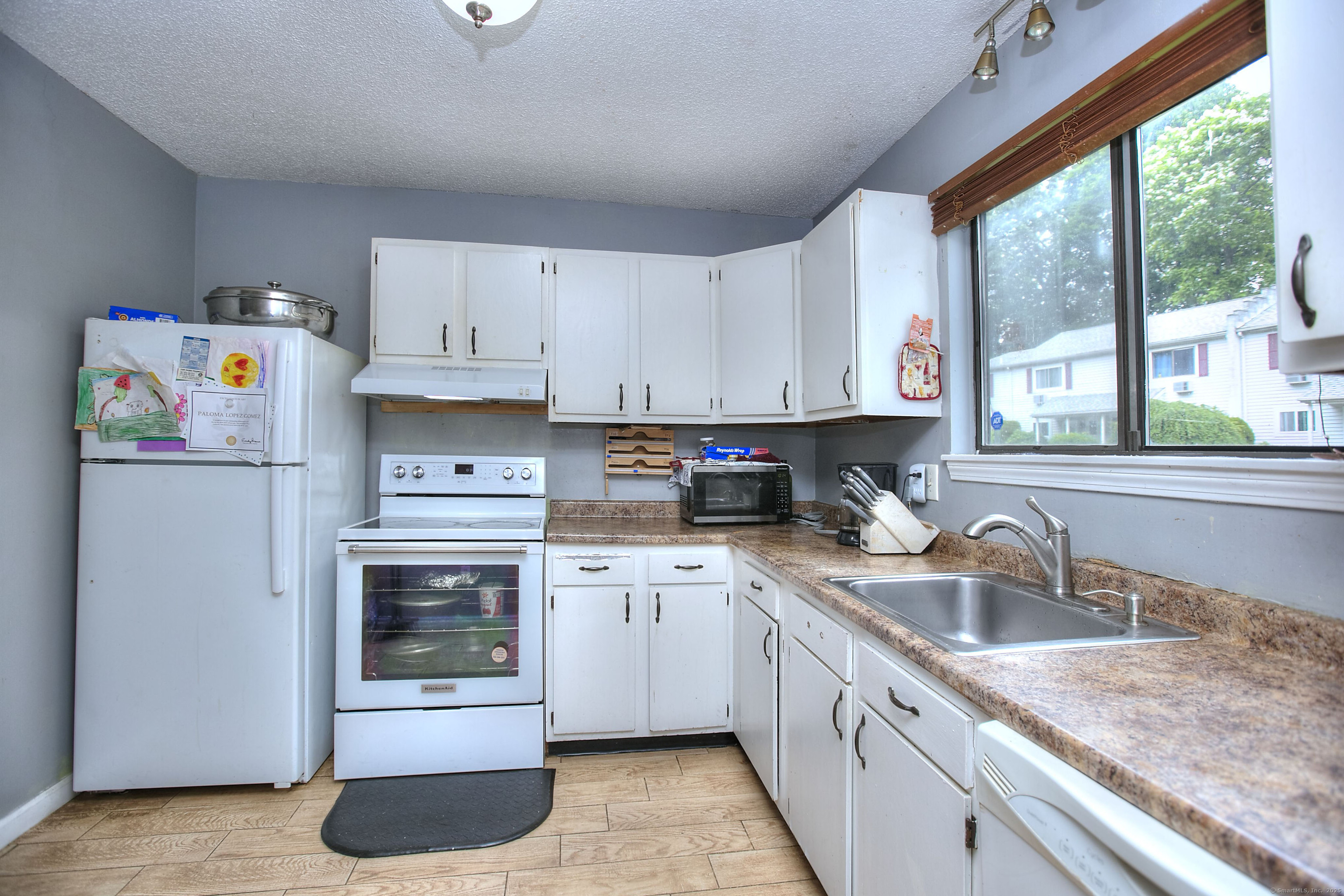 121 Lexington, New Haven, 06513, 2 Bedrooms Bedrooms, ,1 BathroomBathrooms,Condo/co-op For Sale,For Sale,Lexington,24104325