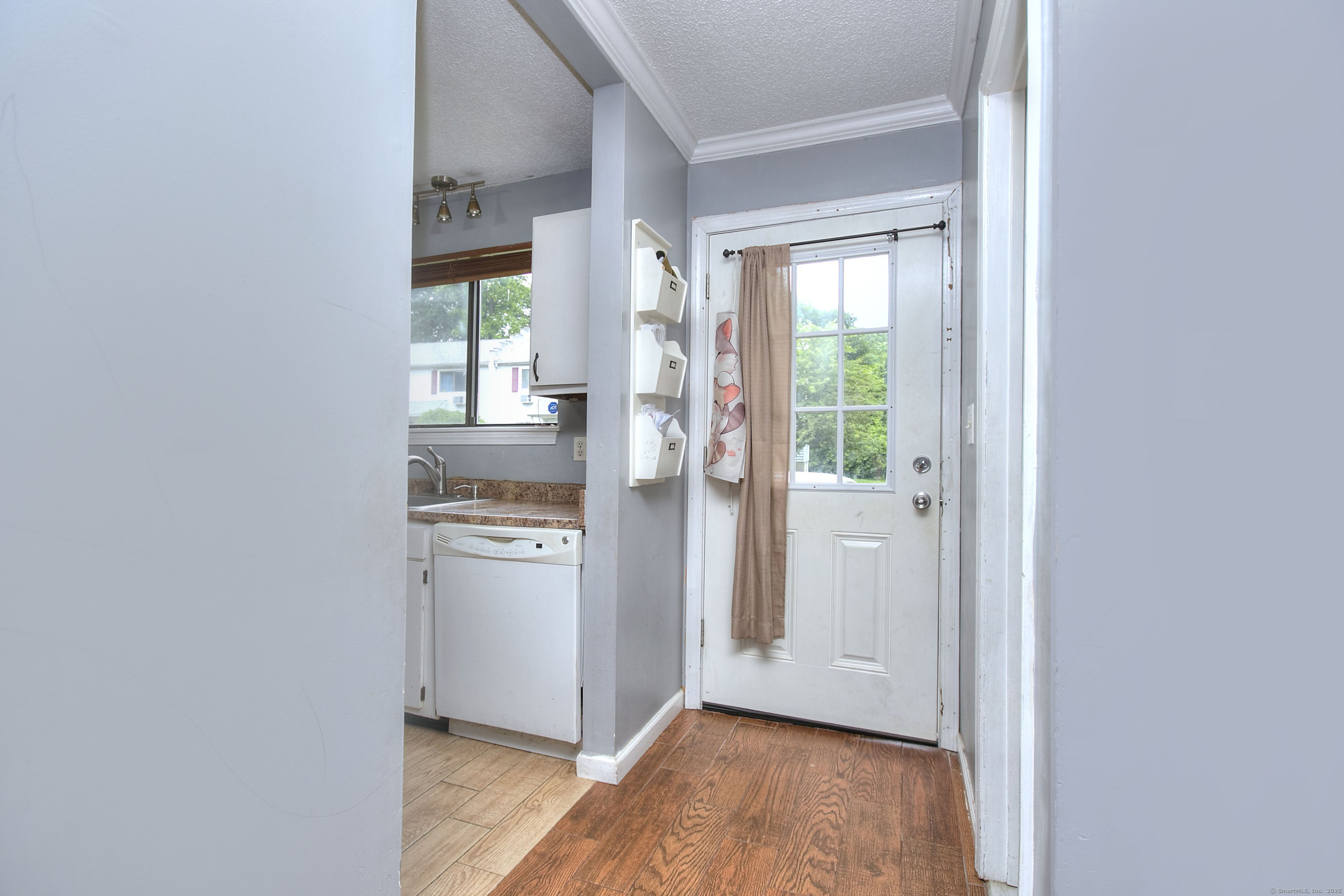 121 Lexington, New Haven, 06513, 2 Bedrooms Bedrooms, ,1 BathroomBathrooms,Condo/co-op For Sale,For Sale,Lexington,24104325