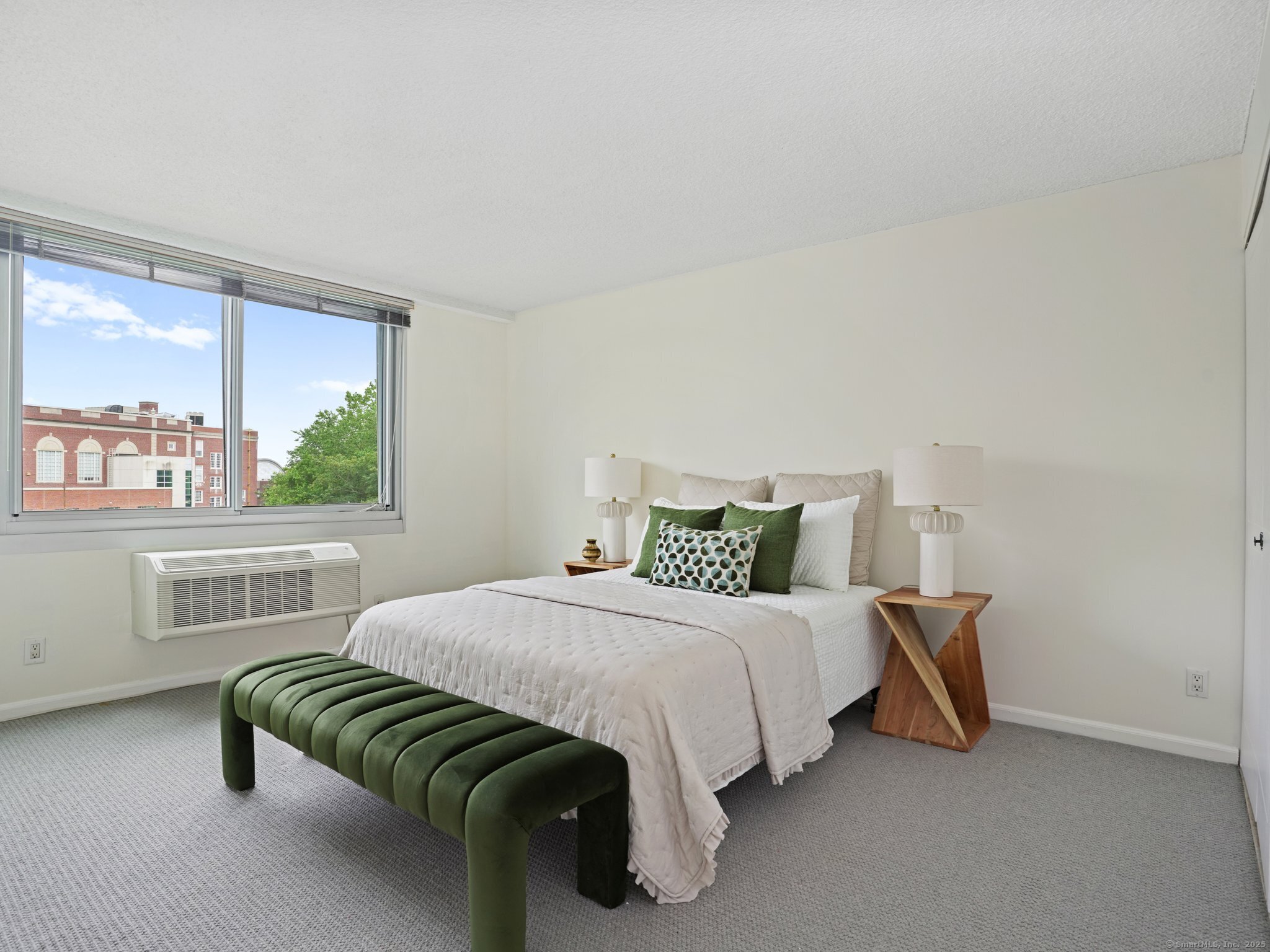 1 Strawberry Hill Avenue APT 5F