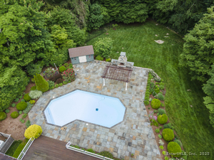 Homes for sale in Ridgefield, CT | 96 Norrans Ridge Dr, Ridgefield, CT 06877 | MLS# 24098321