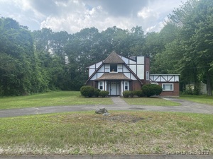 Homes for sale in Windsor, CT | 39 Loren Cir, Windsor, CT 06095 | MLS# 24104399