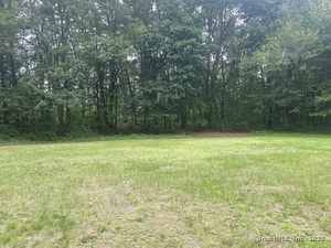 Homes for sale in Windsor, CT | 39 Loren Cir, Windsor, CT 06095 | MLS# 24104399