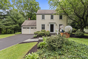 3 Taunton Lane