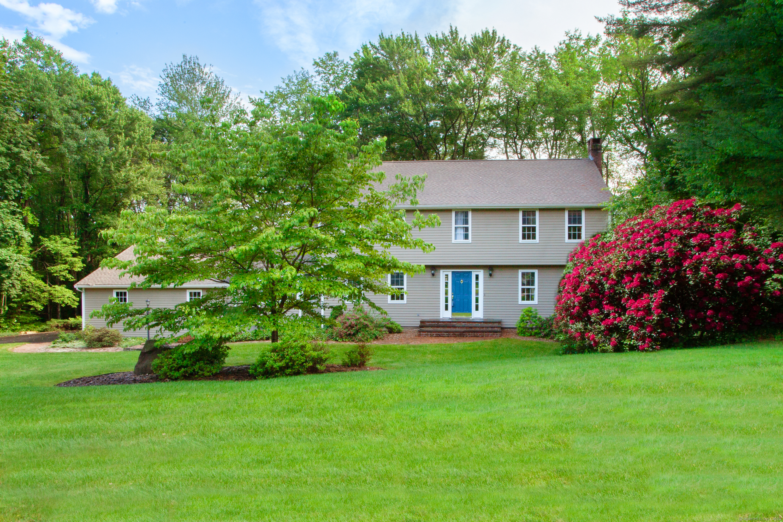 41 Blue Ridge Drive Simsbury CT