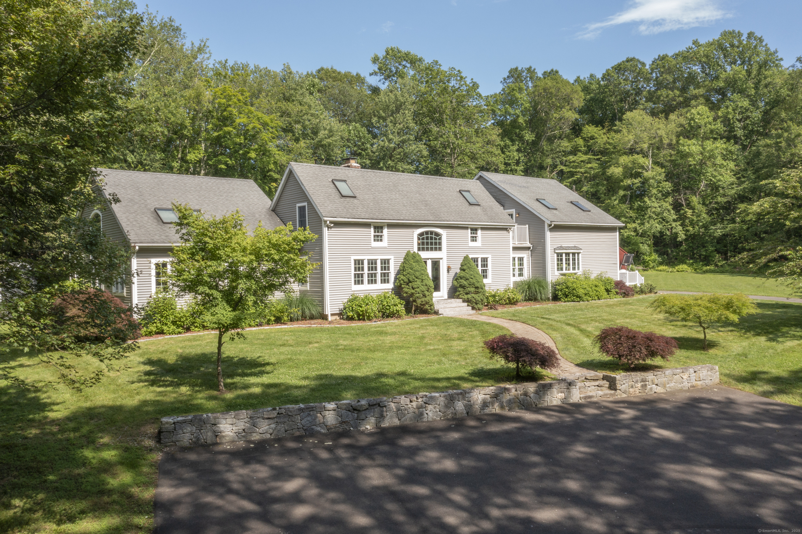 8 Route 148  Killingworth CT