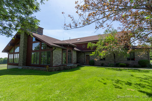 Homes for sale in Woodstock, CT | 80 Bungay Hill Rd, Woodstock, CT 06281 | MLS# 24105709