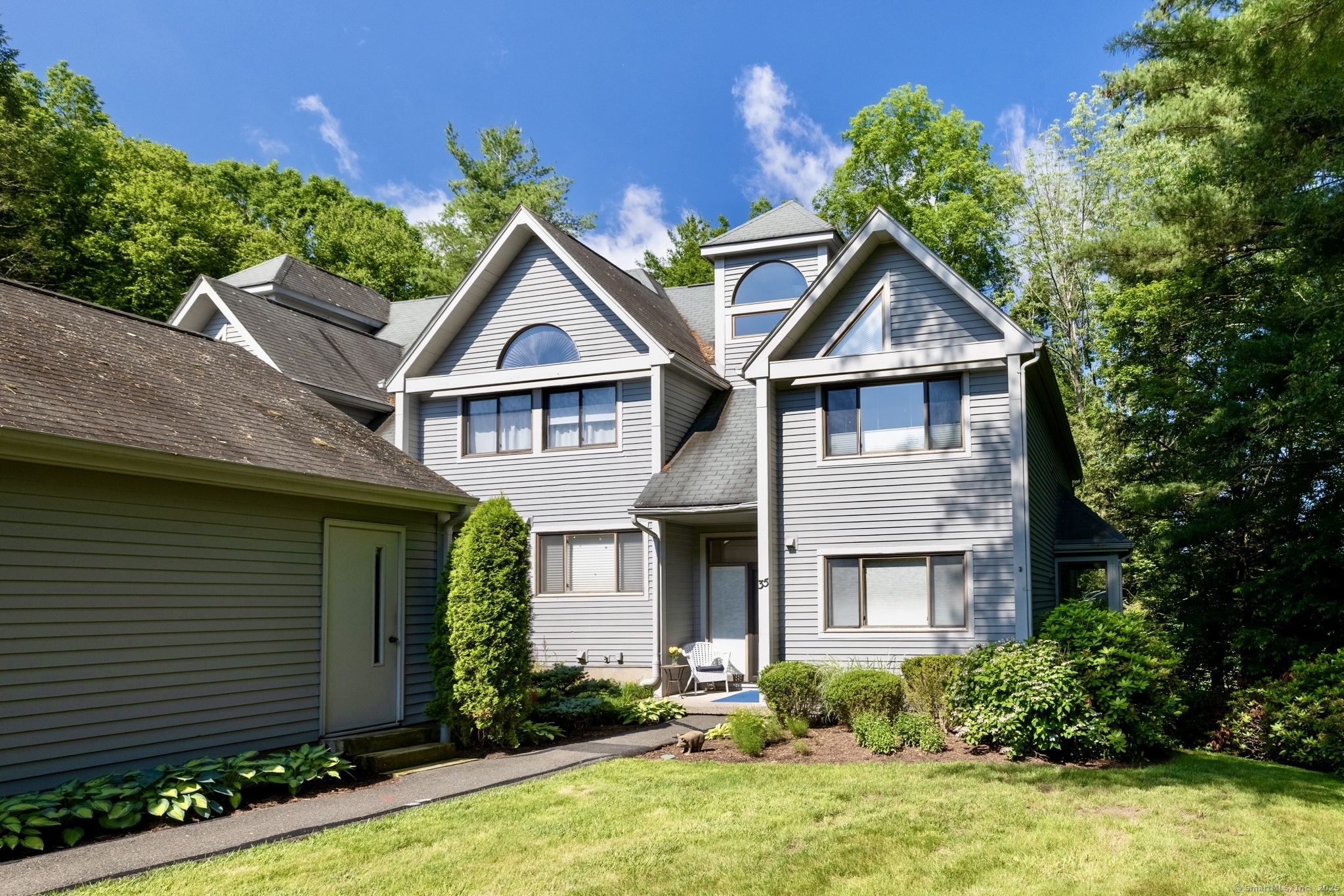 35 River View Avon CT
