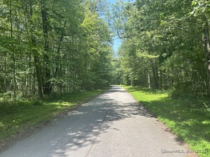 Homes for sale in Montville, CT | 82C Pires Dr, Montville, CT 06370 | MLS# 24105963