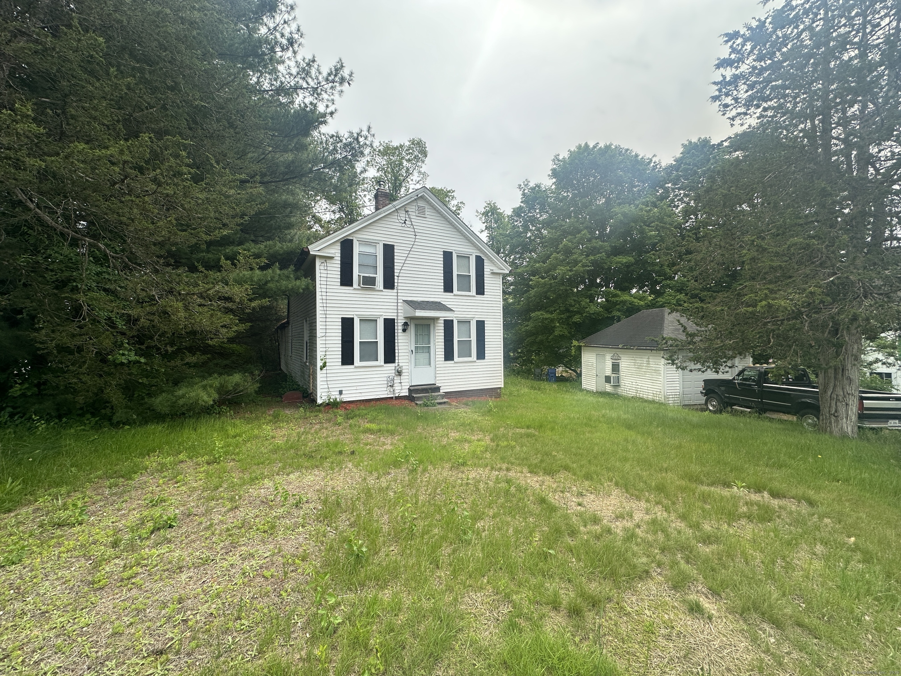 1063 Sheldon Street Suffield CT