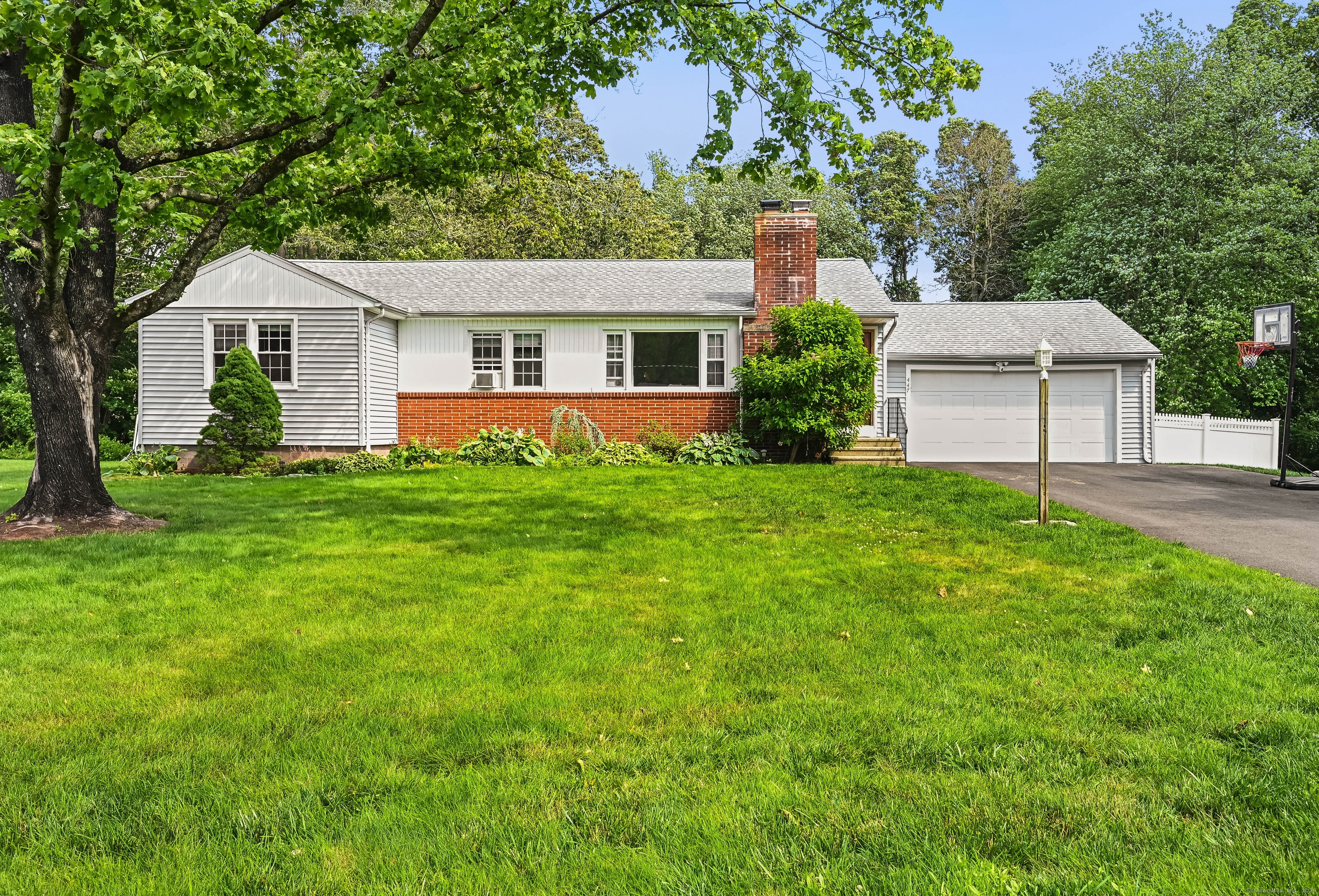 447 Howellton Road Orange CT
